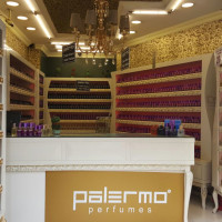 Palermo parfüm fabrika satış mağazası içten görünüm